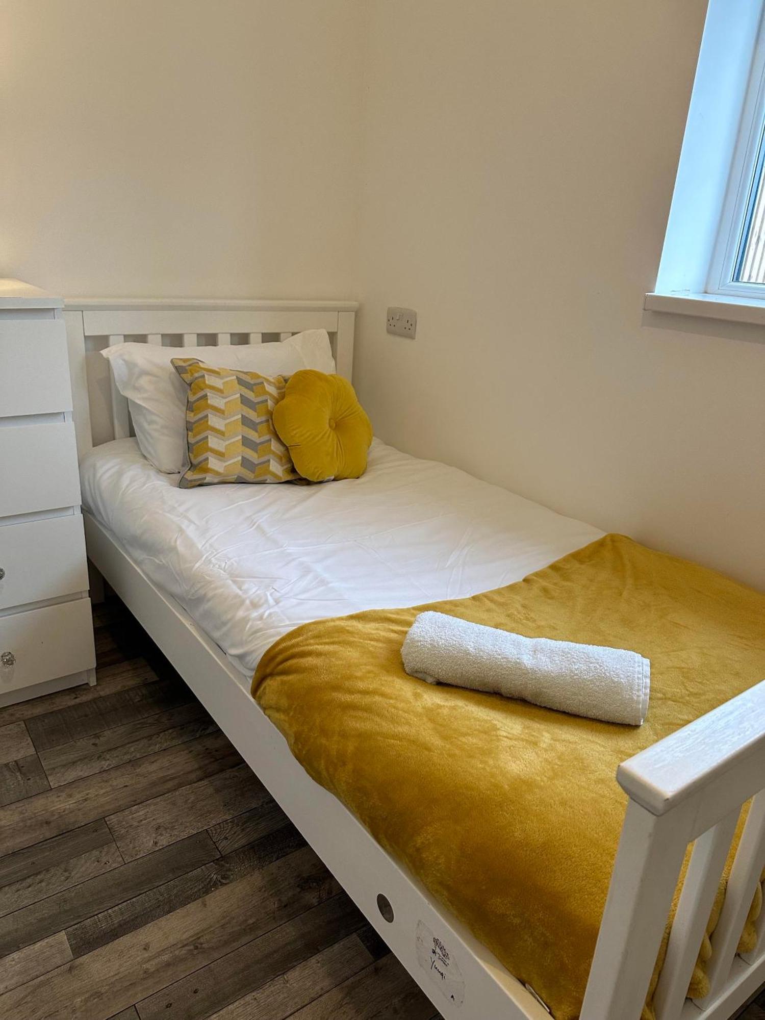 Shakespeare House 19 Bedrooms 30 Beds Up To 42 People Stay Derby Exterior photo